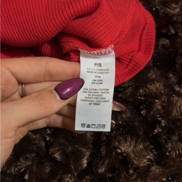 Garage red tank top size small - Picture 2 of 3